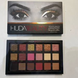 Huda Beauty Rose Gold Eyeshadow Palette